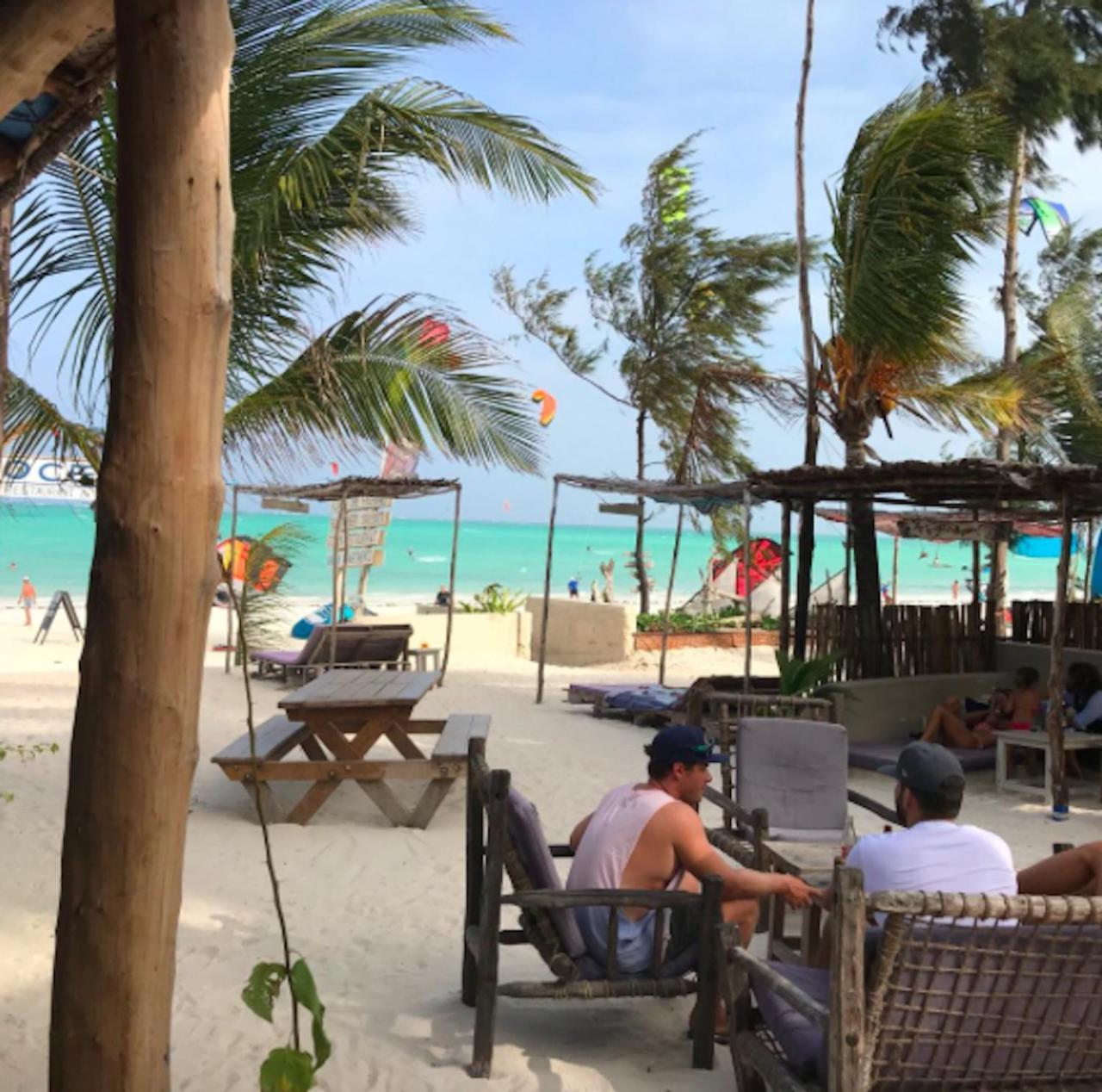 Paje Beach Apartments & Hotel Luaran gambar